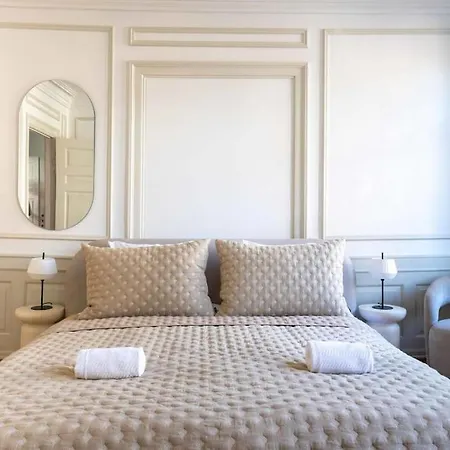 Lejlighed Spacious On Lively & Vibrant Street *