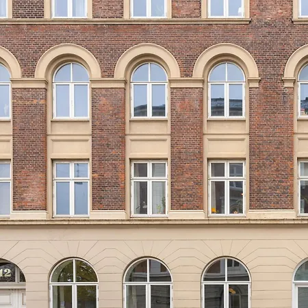 Sanders Noble - Fantastic 4-bdr In The Capital Apartamento Copenhague