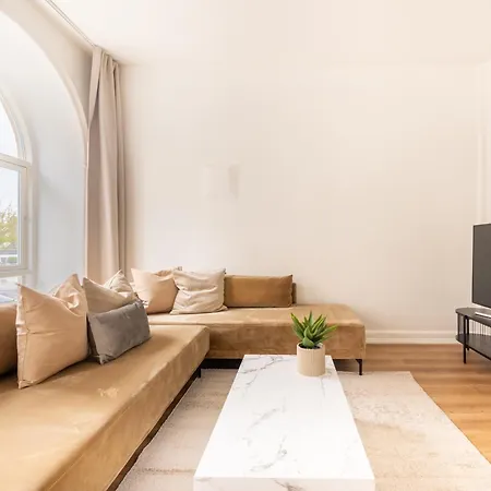 Apartamento Sanders Noble - Fantastic 4-bdr In The Capital