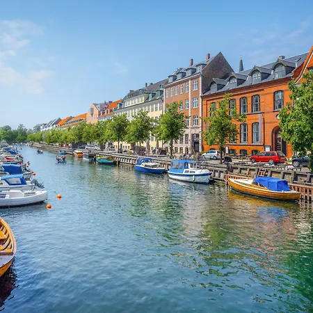Sanders Swan - Marvellous Close To The Center Of Vakantiehuis Kopenhagen