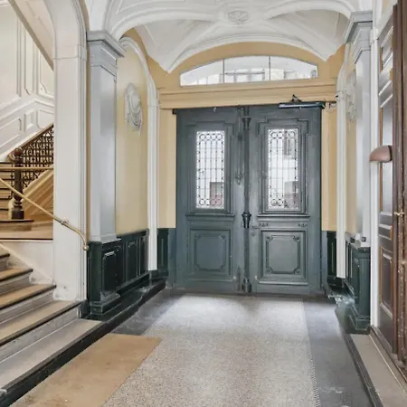 Stunning Penthouse A Location Appartement *