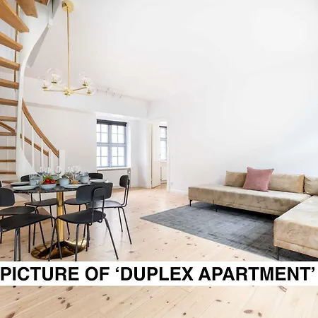 On Location By Round Tower Apartament