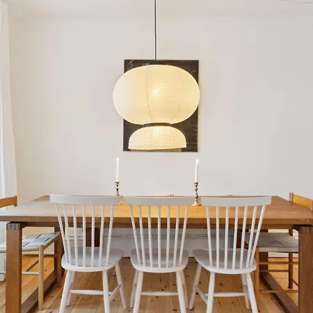 Modern Comfort In Copenhagen's Coolest District Apartment *