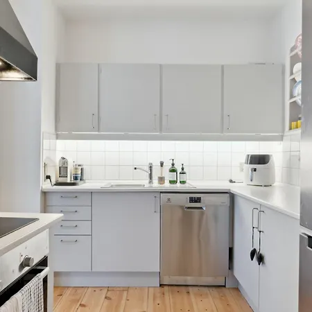 Apartment Modern Comfort In Copenhagen's Coolest District