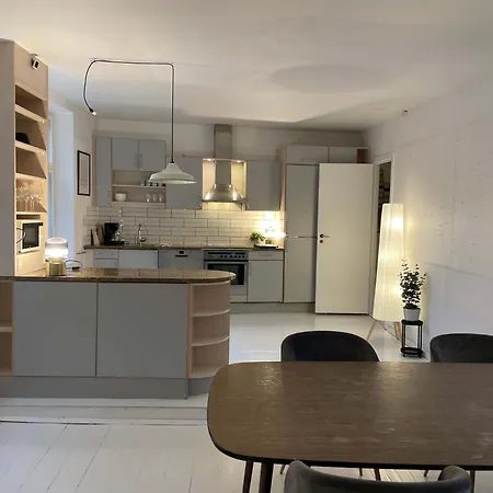 Grand - Prime Location Apartman *
