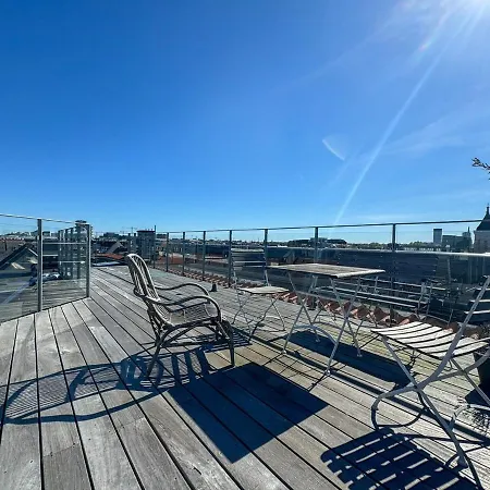 Penthouse With Panoramic Private Terrace * København