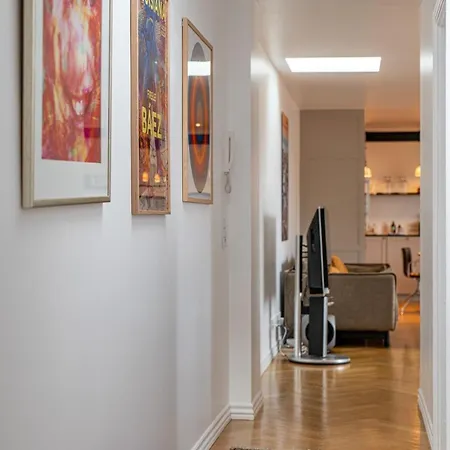 Penthouse With Panoramic Private Terrace * København