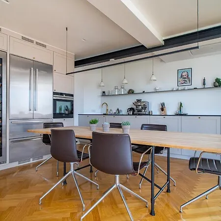 Lejlighed Penthouse With Panoramic Private Terrace
