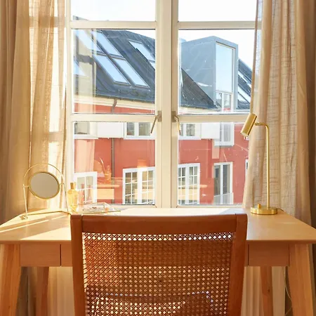 Stunning 2 Bedroom On Nyhavn With Private Balcony Κοπεγχάγη