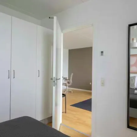 Apartmán Amazing Two Bedroom In Urban Area *
