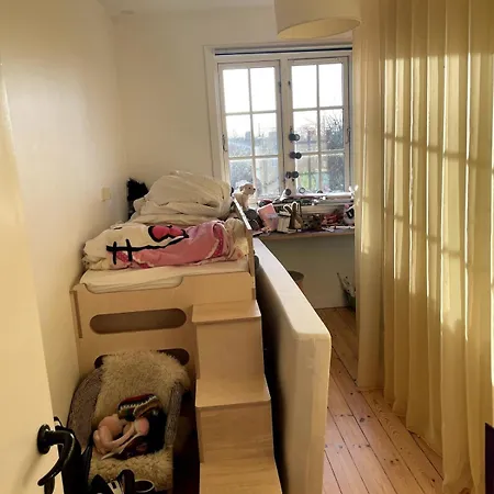 Apartmán Beautiful Townhouse Close To The Center