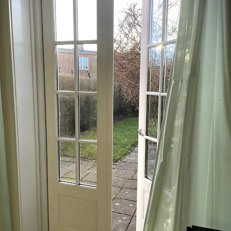 Beautiful Townhouse Close To The Center Apartmán