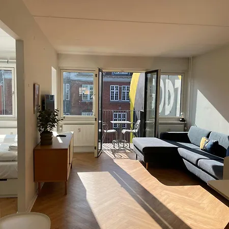 Apartmán Cozy Luxury - Sunny Balcony In Center *