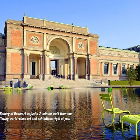 Luxury 'kings Garden View' 260m2 Prime Located Flat * Köpenhamn