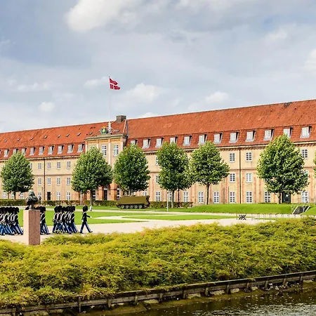 Lägenhet Luxury 'kings Garden View' 260m2 Prime Located Flat Köpenhamn
