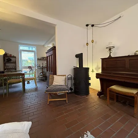 Cozy Center Chambers With Kitchen And Garden Pansiyon