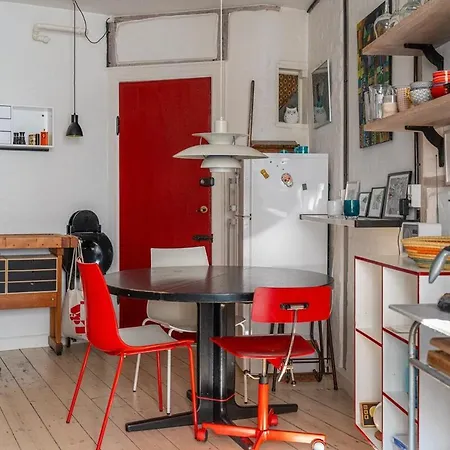 Stylish & Spacious In Trendy Norrebro *