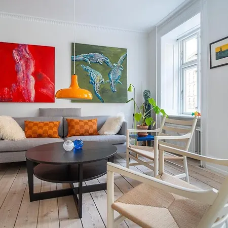 Stylish & Spacious In Trendy Norrebro Apartment *