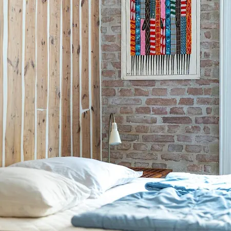 Stylish & Spacious In Trendy Norrebro Apartment
