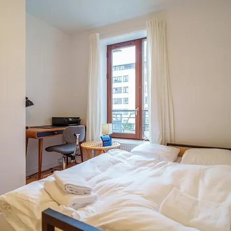Апартаменты Spacious Canal-view Near Metro In Christianshavn *