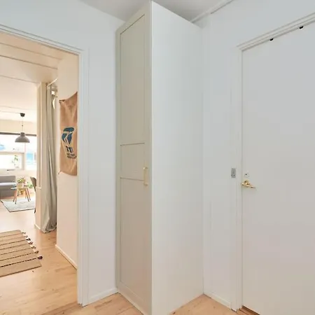 Апартаменты Luxury - Family Friendly - - Cozy- Balcony