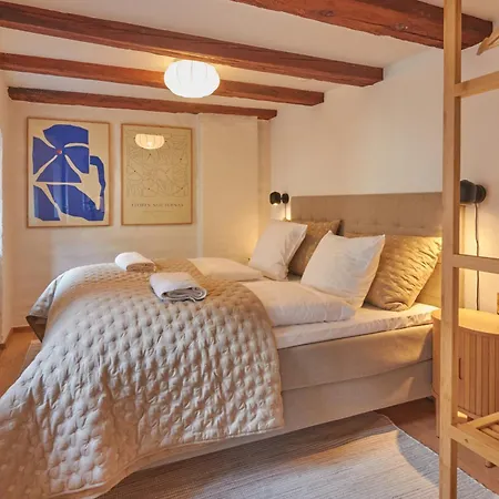Lägenhet Warm 3br Loft With Exposed Beams Köpenhamn