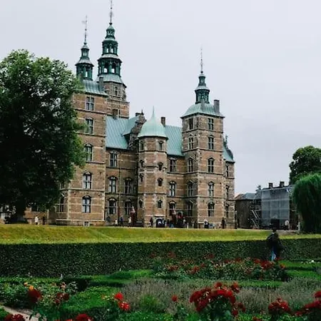 Super Cozy In Downtown Cph Copenhague