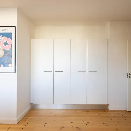 Bright 3br With Balcony And Amazing View דירה קופנהגן