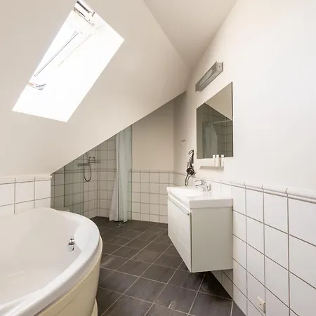 Bright 3br With Balcony And Amazing View דירה