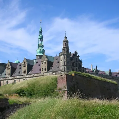 Big 4 Bedroom With Bathtub By Cph Hall Square Copenhague