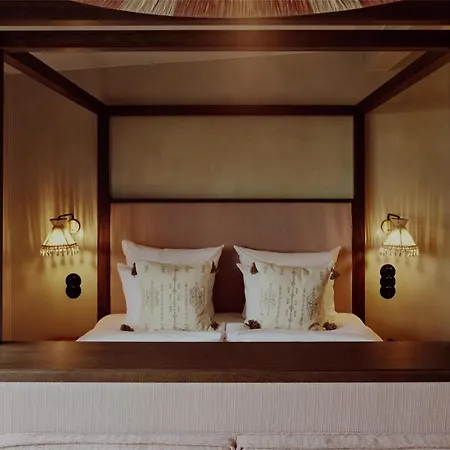 Grand Joanne Hotel