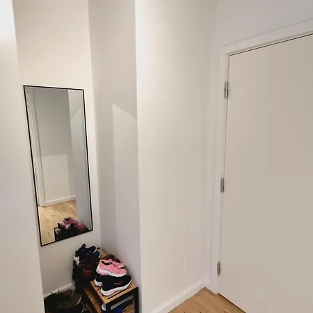 Spacious 120 Metres From Metro Appartement *
