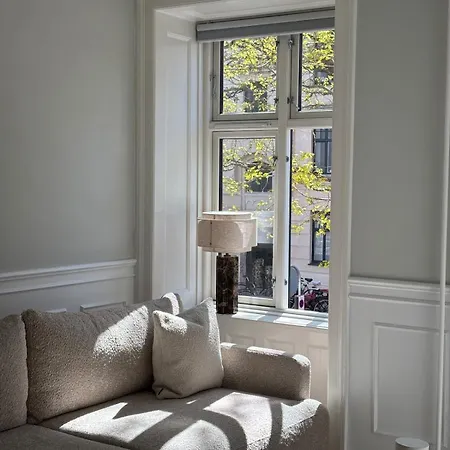 Luxury In Trendy Vesterbro Lejlighed