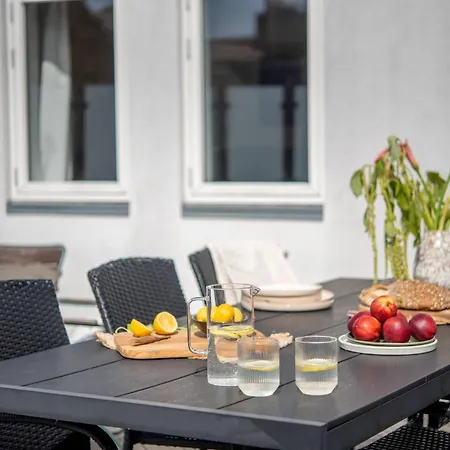 Sanders Leaves - Two-bedroom With Shared Roof-top Terrace * Kopenhag