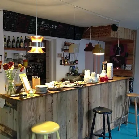 Hostel Capsule -