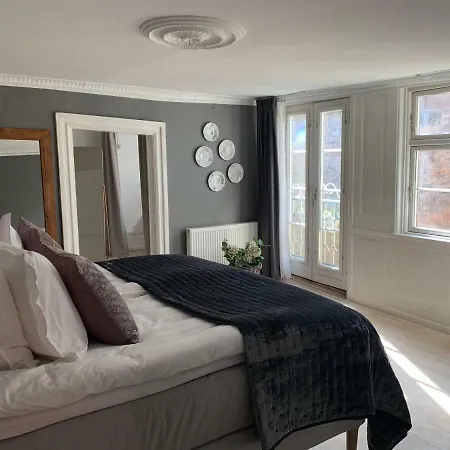 Ny Adelgade 7 - Best Appartement