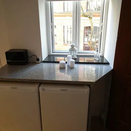 公寓 50m2 - 1 Sal Centrum Med Egen Indgang