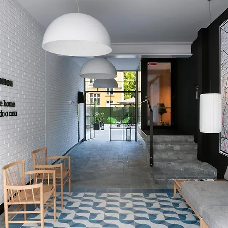 Eric Voekel Boutique - *