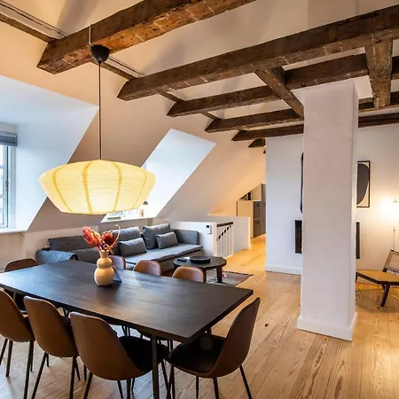 Town Hall Penthouse By Daniel&jacob's Lägenhet *