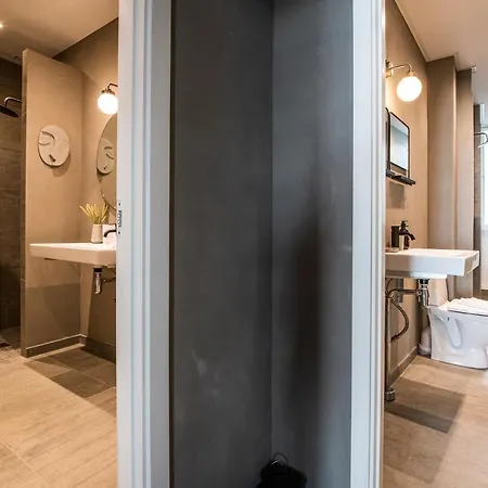 Huge Newly Redecorated Luxury Home Appartement