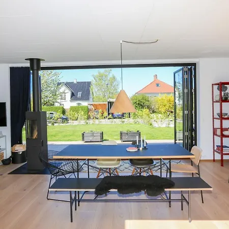Modern Architecture Atrium House * København