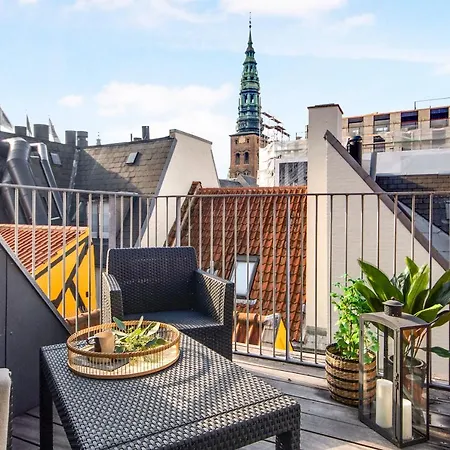 Apartment Sanders Regent - Smart Two-bedroom Near Square