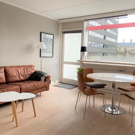 Sanders Platan - Petite One-bedroom In Amazing Frederiksberg Copenhagen