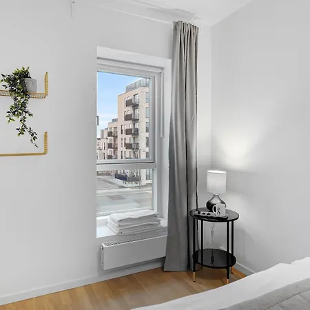Lejlighed Modern 3-bedroom Near Metro Station In ørestad *