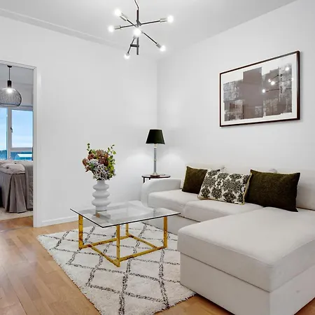 Lejlighed Modern 3-bedroom Near Metro Station In ørestad *