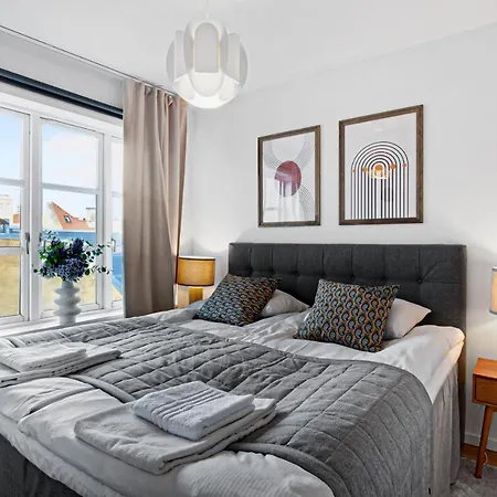 Sanders Haven - Lovely Two-bedroom In Historical Appartement