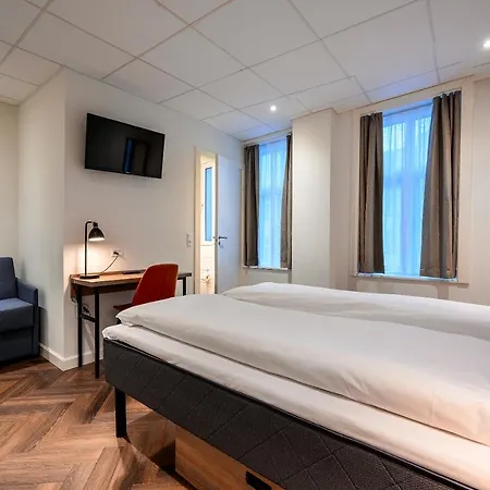 Go Saga Hotel