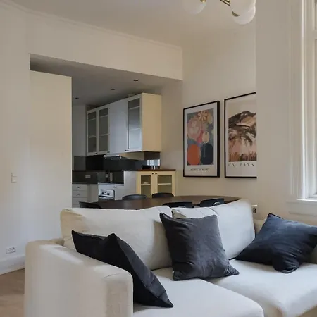 Perfect Flats In Superb Location By Stroget, The Metro & Attractions *