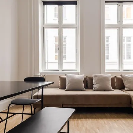 Perfect Flats In Superb Location By Stroget, The Metro & Attractions