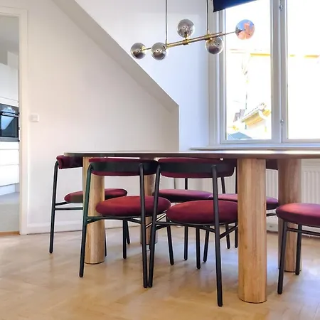 Perfect Flats In Superb Location By Stroget, The Metro & Attractions *